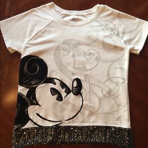 Disney Studios HIGH Quality Mickey Shirt